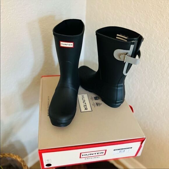 HUNTER Original Short Back Adjustable Rain Boot, BLACK GRAY Size 8 9 10 & 11 NWT - Picture 1 of 13